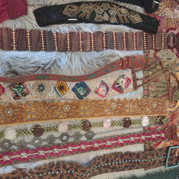 Boutique + Vintage Belt Lot Bundle - 17 Belts - Picture 5 of 8